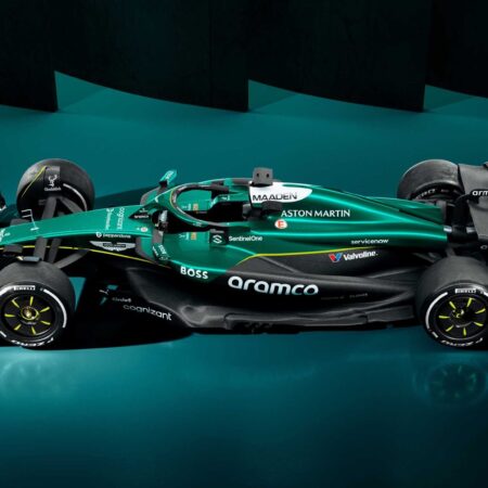 Aston Martin представляет AMR25 для сезона 2025 F1