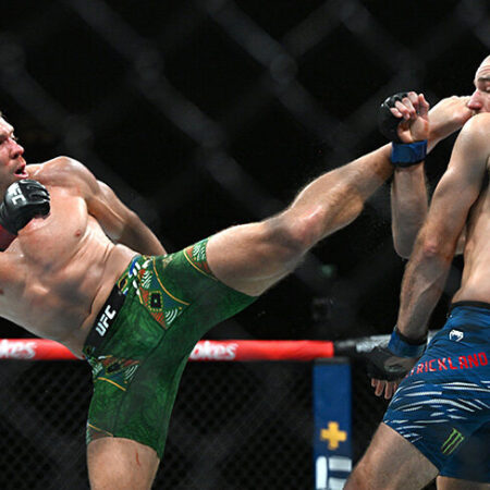 Камару Усман советует Дрикусу дю Плесси, как победить Шона Стрикланда в реванше на UFC 312