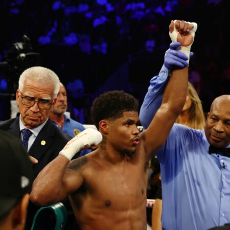 Шакур Стивенсон встретится с Джошем Пэдли после отказа Флойда Шофилда