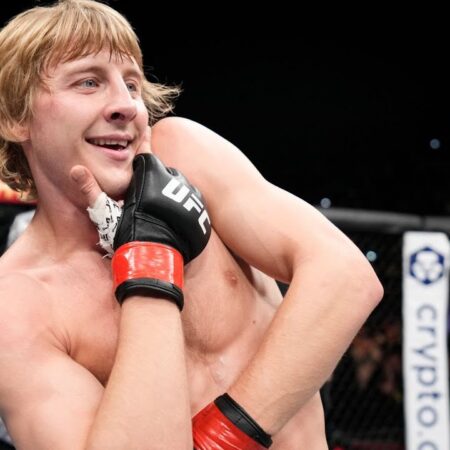 «Пэдди Пимблетт в режиме зверя»… Двойник бойца UFC стал вирусным из-за странных тейкдаунов