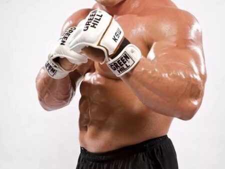 Неловкая первая встреча Эдди Холла и Мариуша Пудзяновского перед схваткой