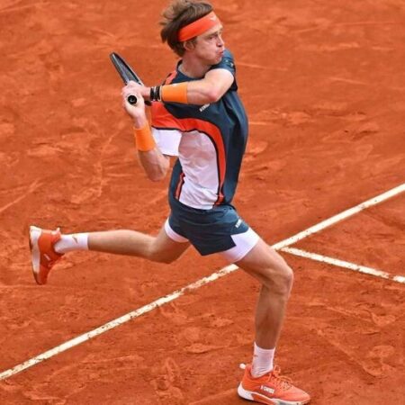 Американцы продолжают борьбу на Ролан Гаррос 2025