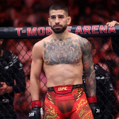 Прогнозы экспертов UFC Баку: главный бой, местный фаворит и другие предсказания