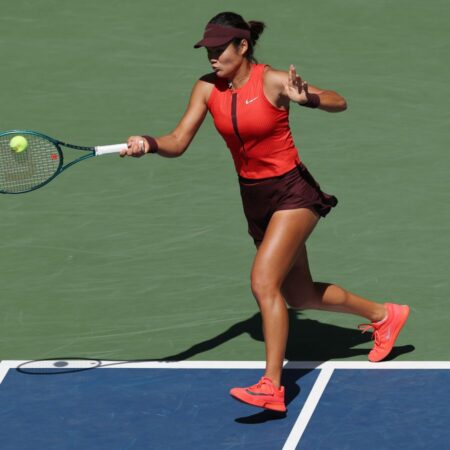 Радукану снимается с матча первого круга Wuhan Open