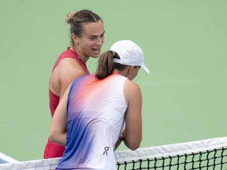 Триумф в Ухане: Сабаленка продлевает серию, Пегула и Швёнтек также идут дальше