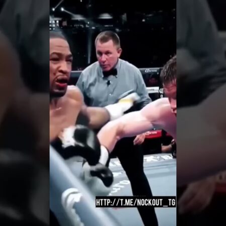 «Казнь по телевидению»… Фанаты в восторге от позднего претендента на «Нокаут года»